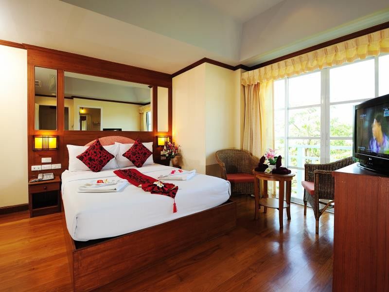 Chaba Kata Beach Hotel Extérieur photo