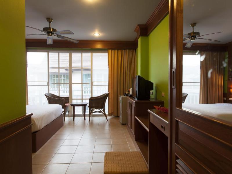 Chaba Kata Beach Hotel Extérieur photo